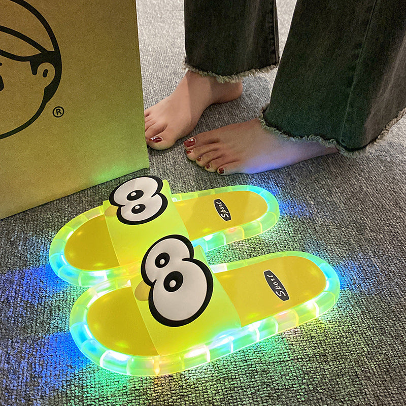 🩴New arrival 20% OFF!⛱️👣Cute slippers with cartoon motifs that glow