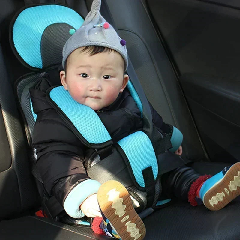 🧒 50% OFF NOW! 🚗 Foldable Child Car Safety Seat – Lightweight, Portable & Fits 0-12 Years – For Cars, Planes & Trains 🛡️