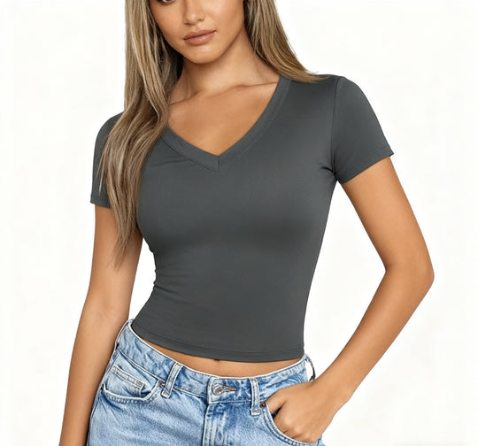 Trendy Queen Womens Deep V-Neck Tops Short Sleeve Slim Fit T-Shirts Basic Y2K Tops Bustier Corset Cami 2026