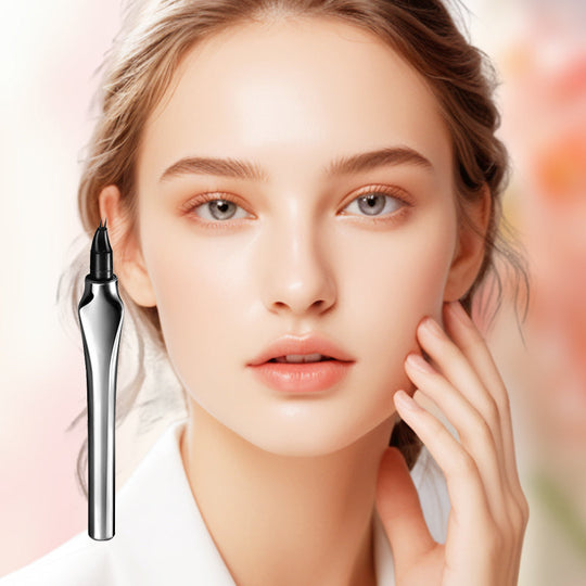 Vattentät och kladdsäker ögonbrynspenna