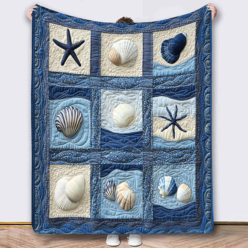 Fashionable and Comfortable Nap Blanket