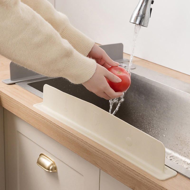 🛡️ BUY 2 GET 1 FREE! 🍽️ Silicone Sink Splash Guard - Flexible & Easy to Clean, Blocks Water and Detergent Splashes Perfectly 💦✨