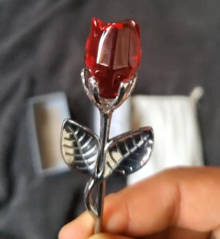 Rosa di cristallo in metallo con amore eterno, regalo senza tempo per San Valentino, festa della mamma, compleanni e anniversari, resistente all'acqua & Decorazione regalo personalizzata con design in cristallo resistente per matrimonio