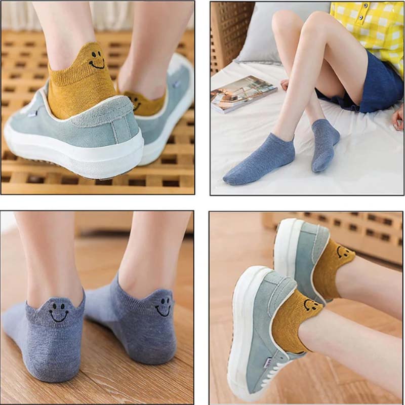 4 Seasons Cartoon Embroidered Smiling Face Socks