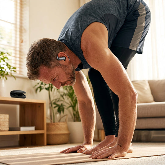 🎧【Bluetooth Earbuds】— Stay put no matter how hard you shake, perfect for listening to music while running! 🏃‍♂️✨