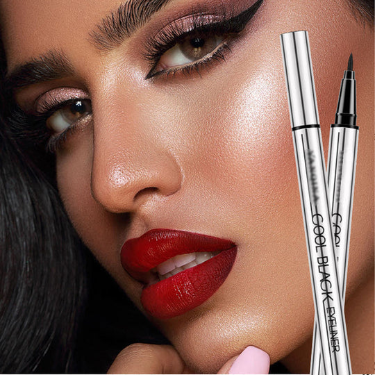 🥳2026 HOT SALE🥳💞50K+ SOLD!🖤✨ 30% OFF! Waterproof Smudge-Proof Eyeliner – 24HR intense black, quick-dry. Ultra-fine tip for precision, smudge-proof even on oily lids. One stroke, all-day perfection. 👁️💧