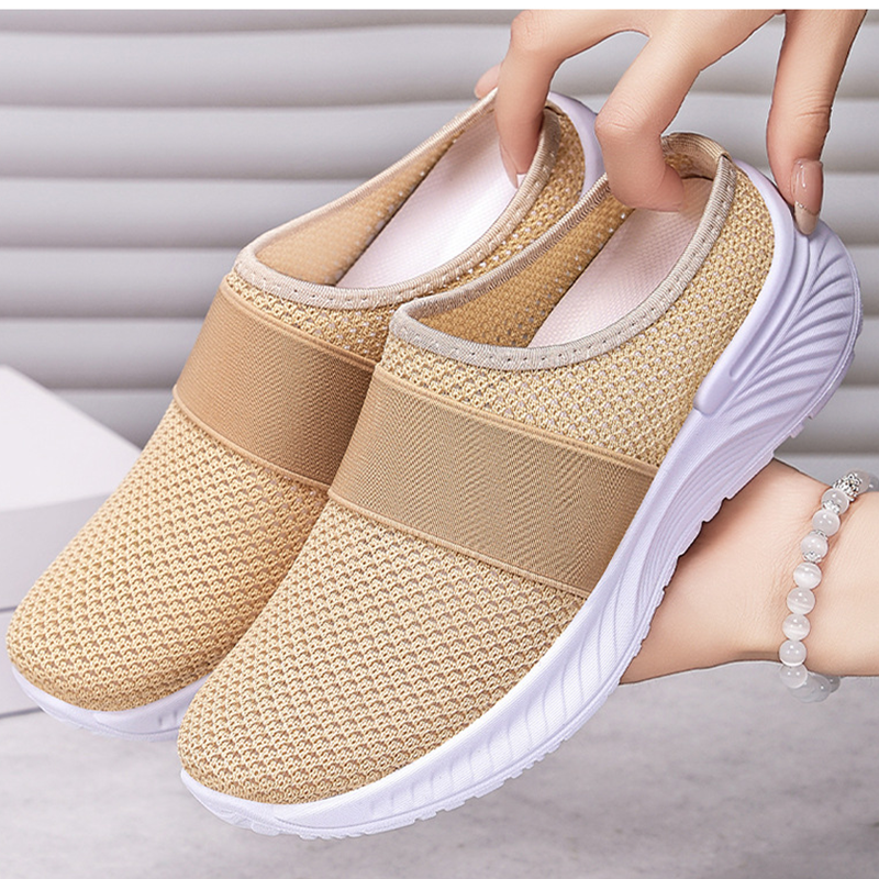 👟 50% OFF NOW! 💐 Women's Anti-Slip Slip-On Shoes – Grip on Any Surface – Secure traction, quick-dry & perfect for rain, pool or daily errands 🌧️