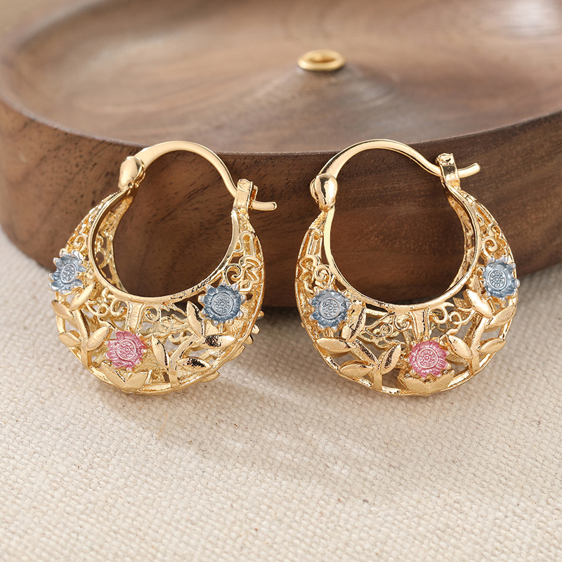 🔥2026 New Arrival ＆ Hot Sale ＆ 50％ Off🔥🌙💐 Gold-Plated Crescent Moon Enamel Flower Earrings – Affordable Luxury, Versatile  ✨✅
