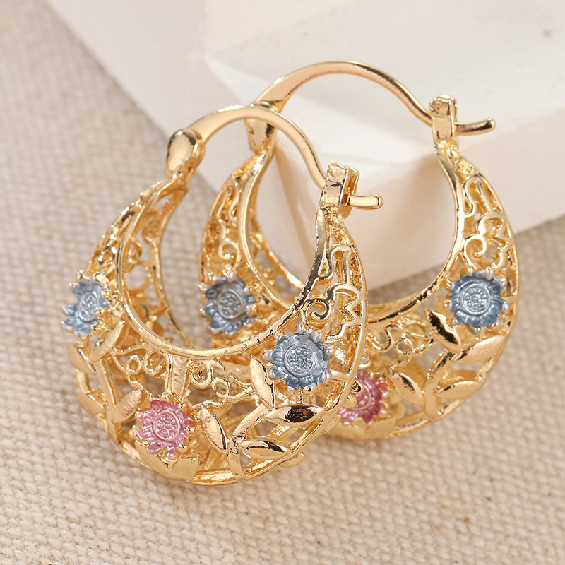 🔥2026 New Arrival ＆ Hot Sale ＆ 50％ Off🔥🌙💐 Gold-Plated Crescent Moon Enamel Flower Earrings – Affordable Luxury, Versatile  ✨✅
