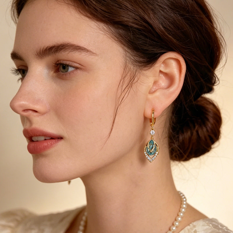 💎 LIMITED-TIME 30% OFF! ✨ Sky Blue Drop Hoop Earrings – Art-Deco, Rhinestone, Elegant 🌌