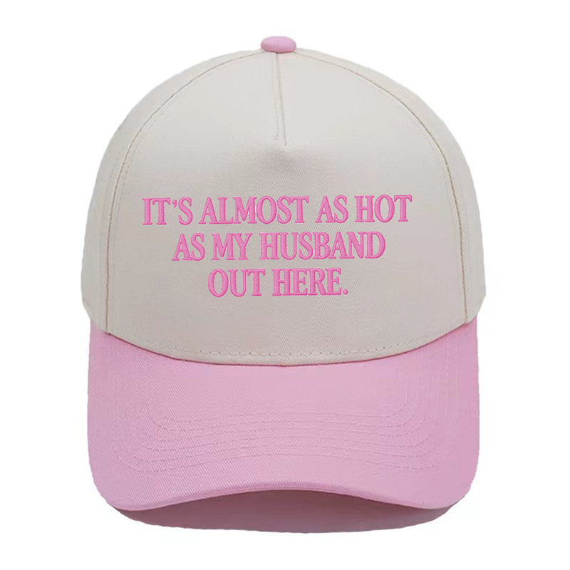 🧢 Color-block embroidered baseball cap—offers sun protection while making a bold style statement ☀️