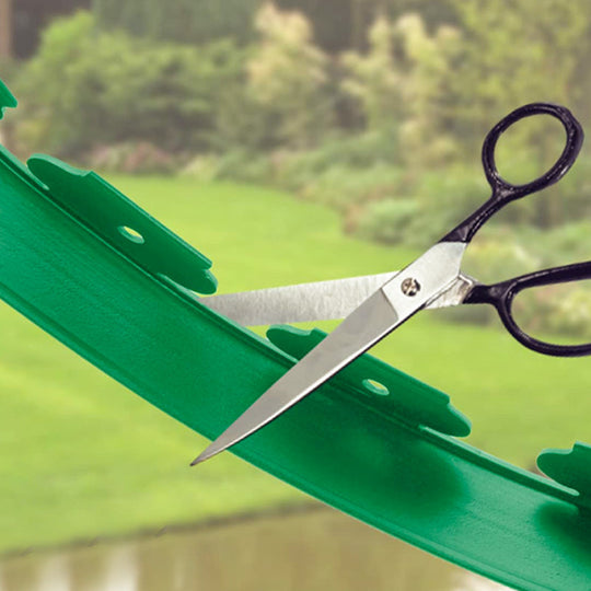 🎁2026 New Arrivals 50% OFF💥Garden Edging Roll 10m with 30 Pegs🏡Roll It Out, Peg It Down – Neat Borders in Minutes ✨