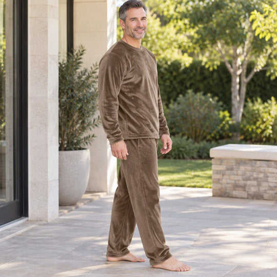 🌙 All-Night Warmth, Soft Velvet Feel | Men's Cozy Thermal Velvet Pajama Set